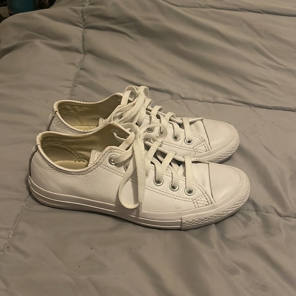 White leather converse - Picture 2 of 6